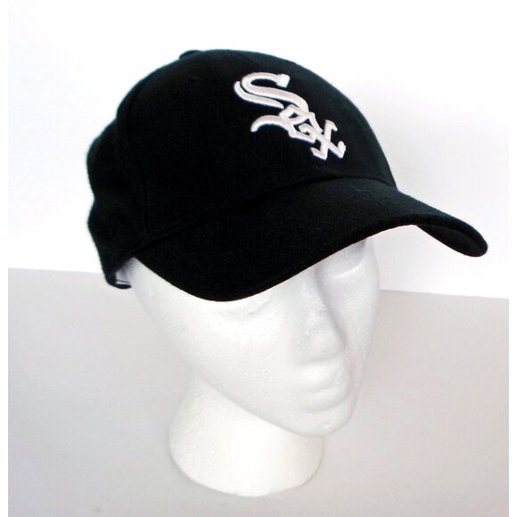 NIKE MLB Embroidered White Sox Hat Chicago White Sox Like NEW - Picture 1 of 10
